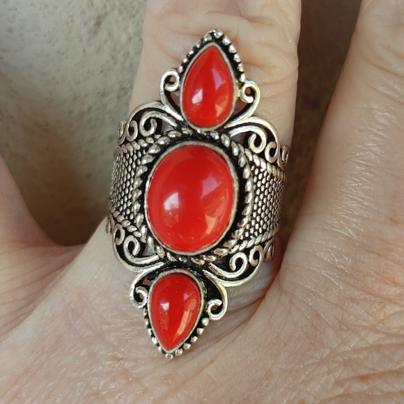 Red Coral Gemstone Ring in 925 Solid Sterling Silver (7) - Picture 1 of 15